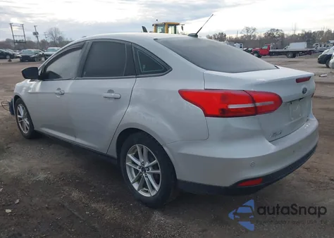2016 Ford Focus Se z USA, uszkodzony, nr VIN 1FADP3F28GL201795